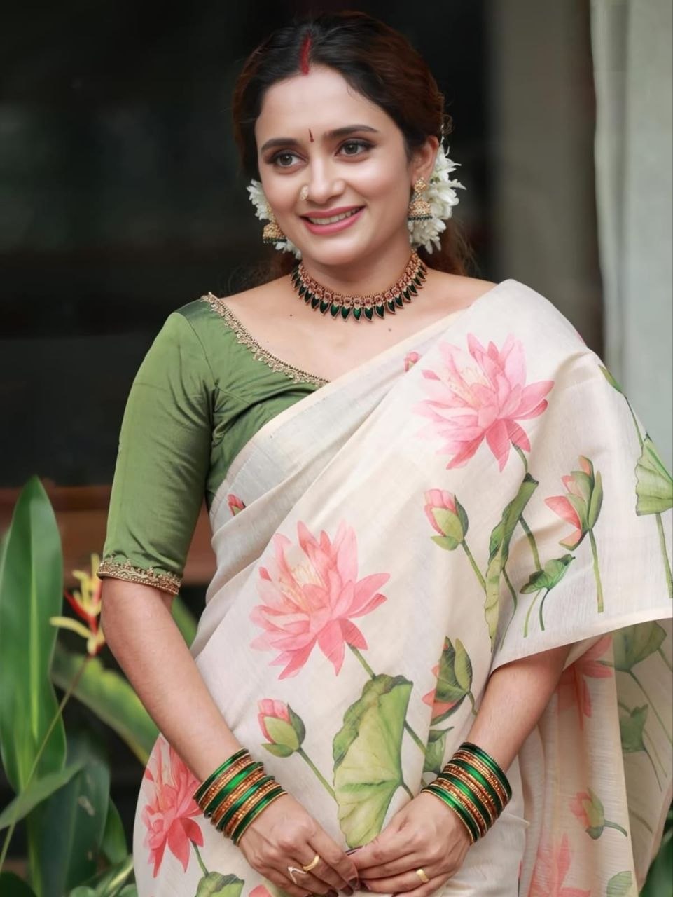 Beige & Pink Lotus Floral Digital Print Linen Tissue Silk Designer Saree with Blouse