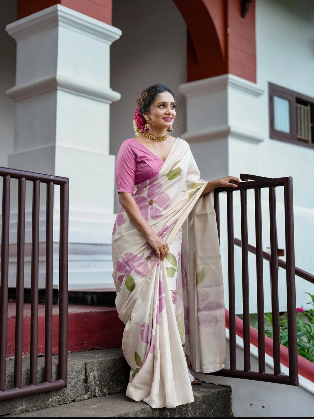 Beige & Lavender Floral Digital Print Linen Tissue Silk Designer Saree with Blouse